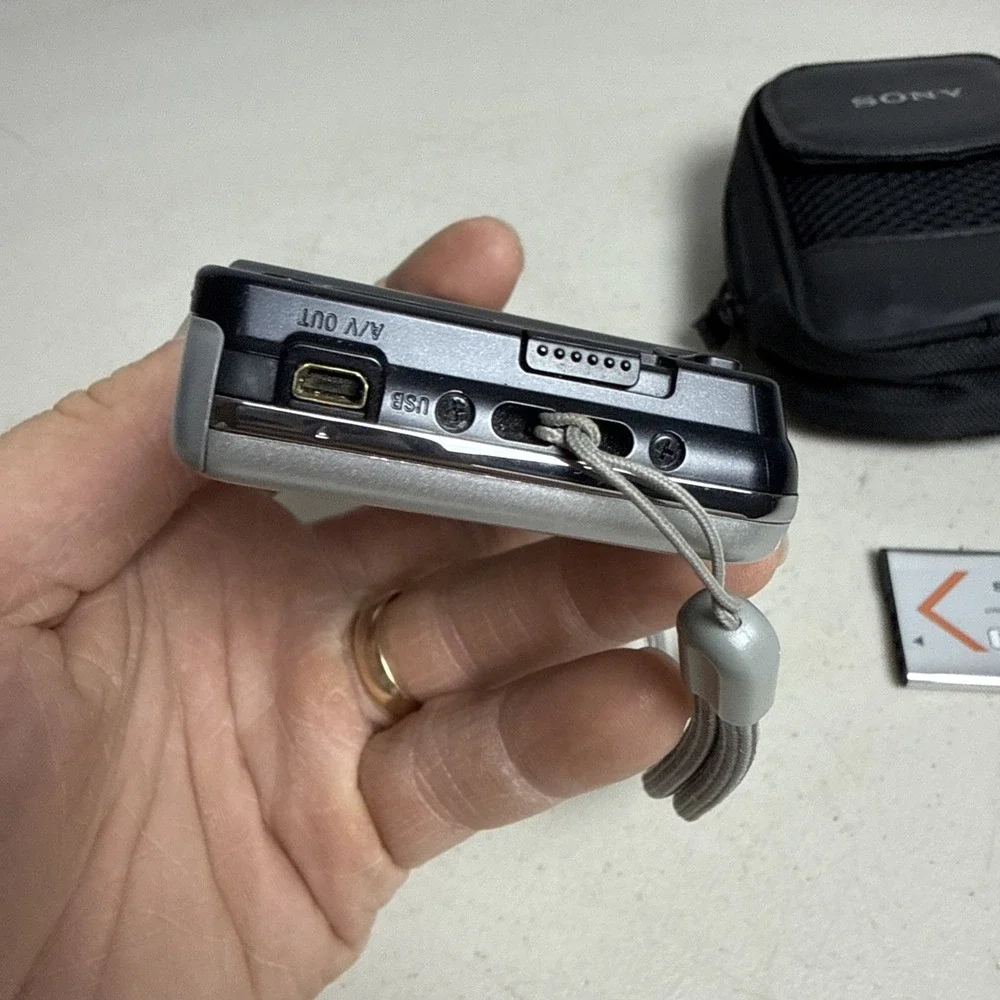 Sony Cyber-shot DSC-W710 Silver Digital Camera 16.1MP 5x Zoom w/ Battery & Bag